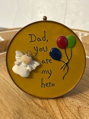 Dad you are my hero vintage Russ  Round Frame Plaque Father’s Day or birthday